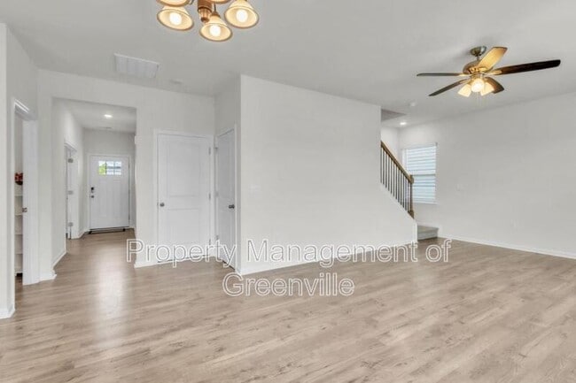 Building Photo - 1771 Odessa Ln