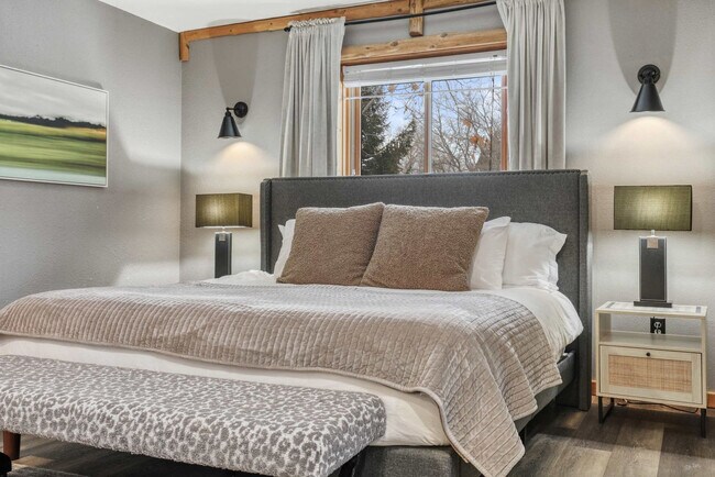 Building Photo - S3925 County Hwy BD