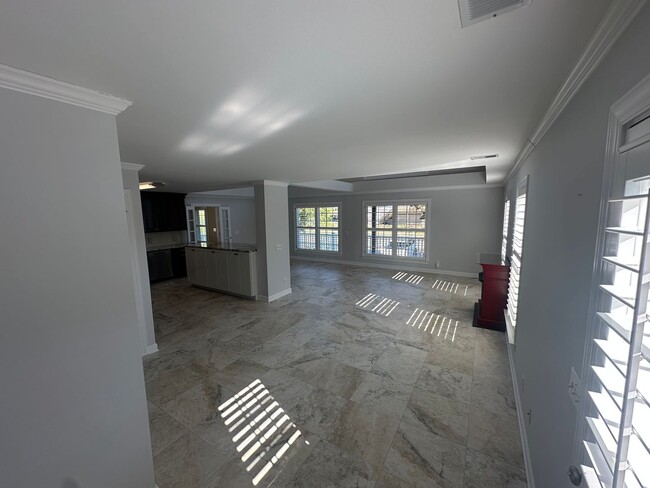 Building Photo - Long-Term Rental – Spacious 4BR/4BA Home i...