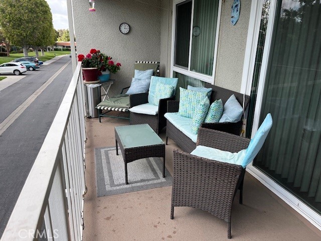 Building Photo - 857 Ronda Mendoza