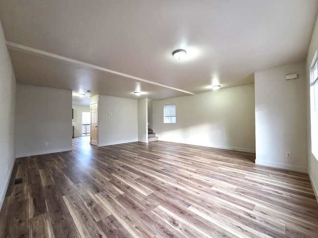 Building Photo - 1759 W Kagy Blvd