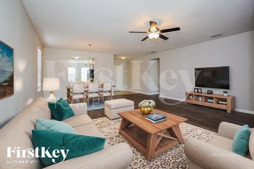 Building Photo - 2295 Sequoia Way