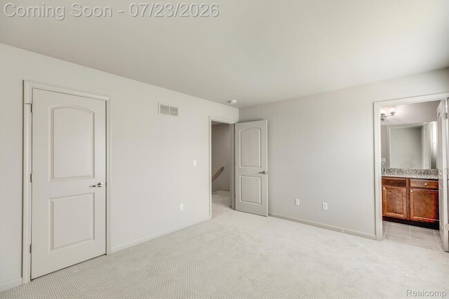 Building Photo - 3032 Hydrangea Ln
