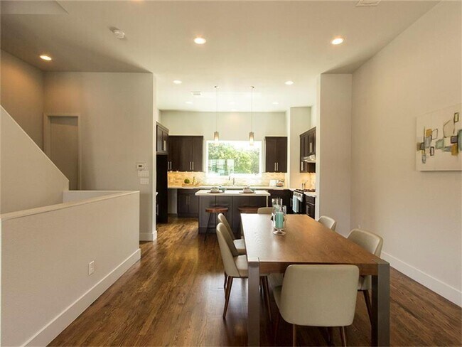 Building Photo - Modern Elegance in Garden Oaks – Style, Co...