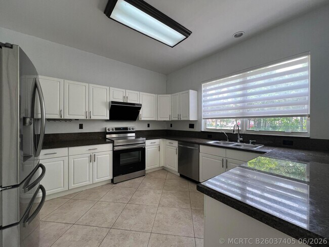 Building Photo - 16447 SW 1st Ct