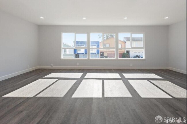 Building Photo - 439 Bonnie St