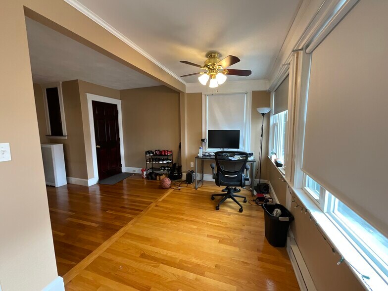 Building Photo - 88 1st St