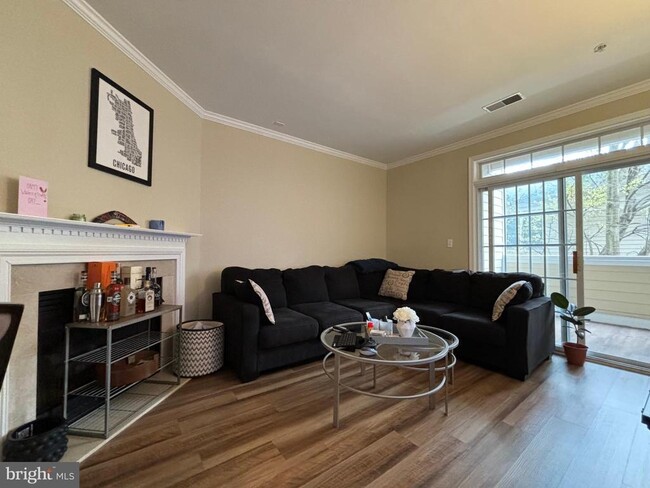 Building Photo - 8181 Carnegie Hall Ct