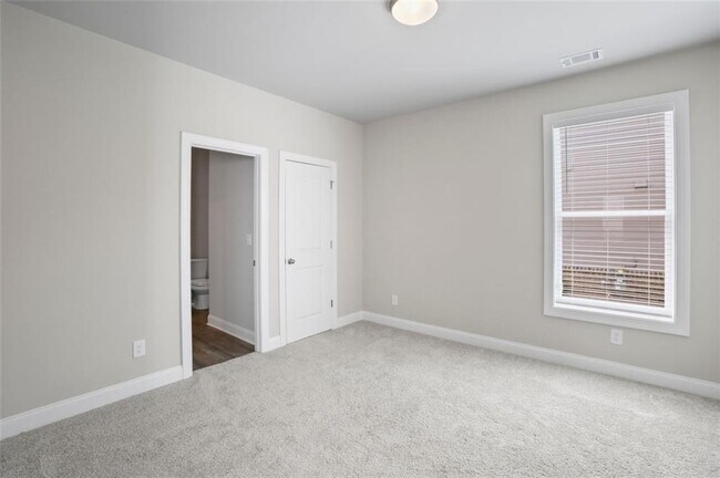 Building Photo - 3052 Louella Creek Trace