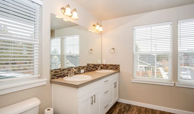 Building Photo - 20769 SE Shea Court