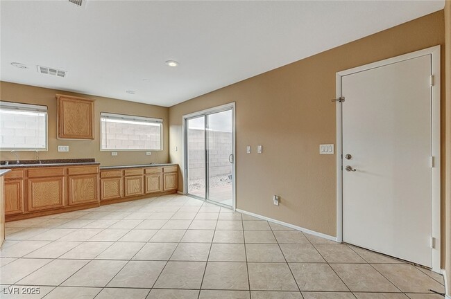 Building Photo - 83 Lockheed Ave