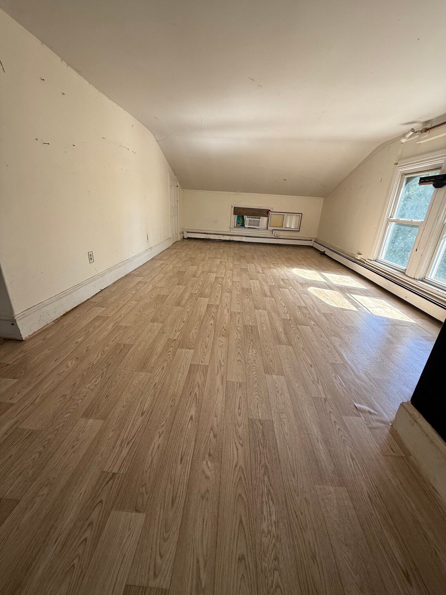 Building Photo - 1530 Pennington Rd