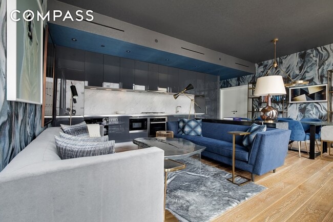 Building Photo - 287 E Houston St