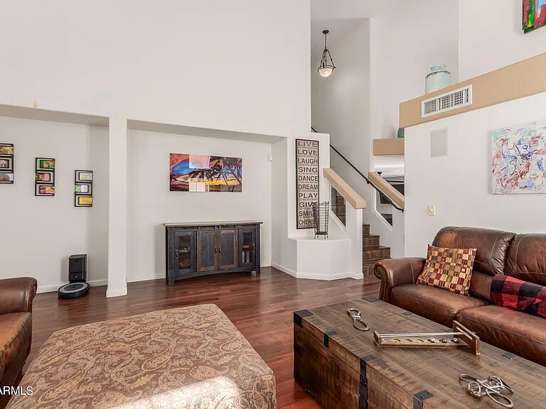 Building Photo - 15755 W Redfield Rd