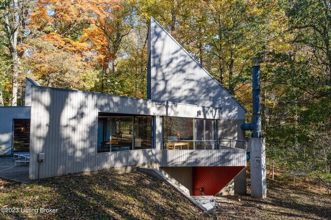 Building Photo - 6 Glen Arden Rd