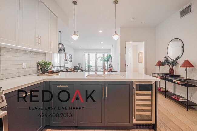 Building Photo - 1333 Orange Grove Ave