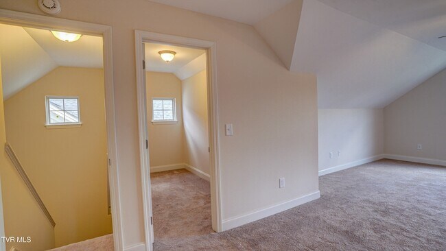 Building Photo - 1440 Hatterdale Farm Rd