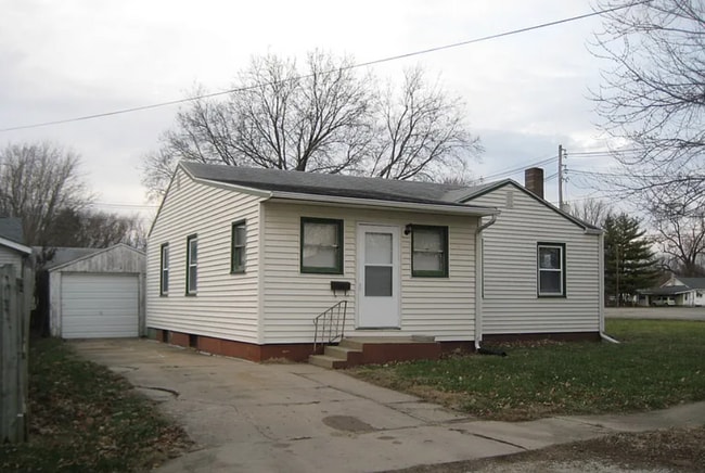 Building Photo - 11 N Seymour St