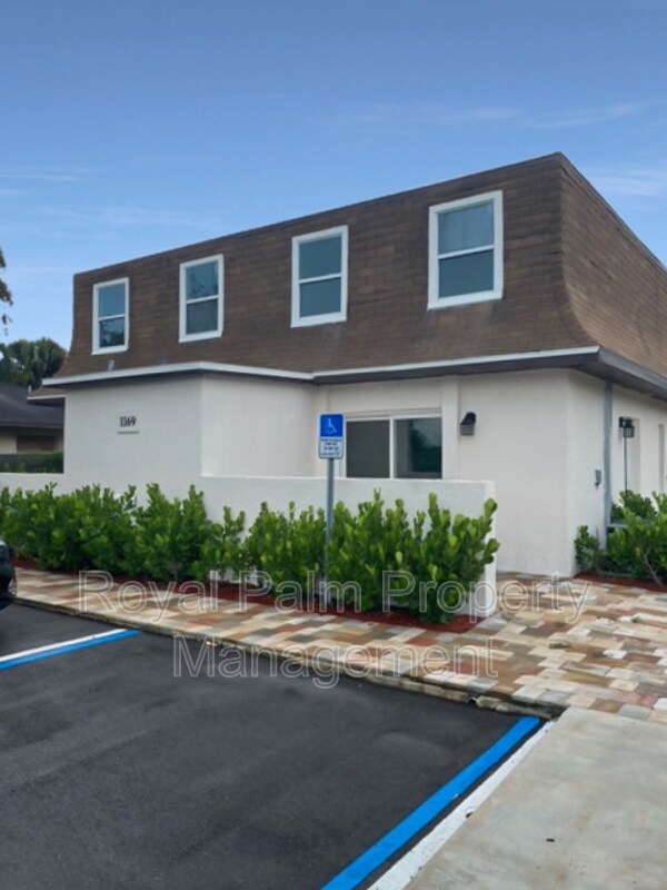 1171 Veronica S Shoemaker Blvd 1171 Veronica S Shoemaker Blvd Fort