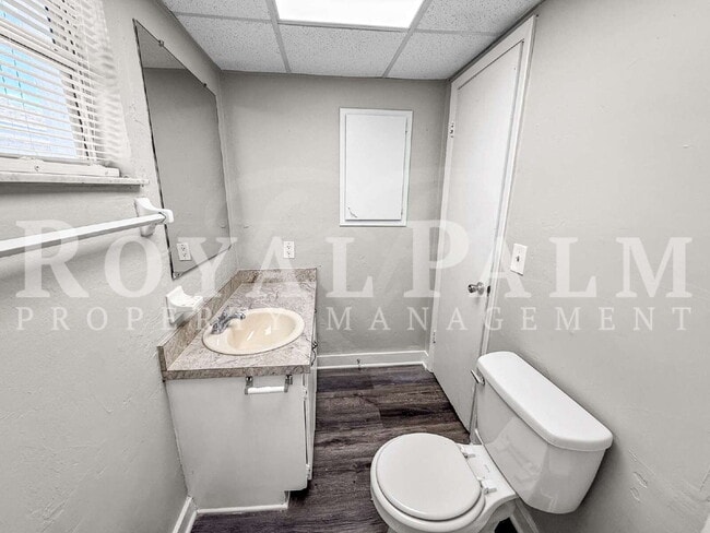 Building Photo - 3744 Estelle Ave