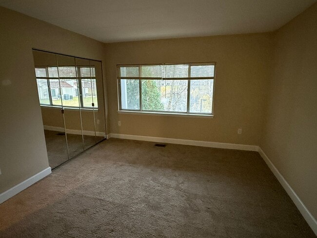 Building Photo - Spacious 3 Bedroom Condo- Olney, MD