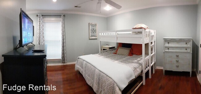 Building Photo - 2 br, 1 bath House - 1606 East Jackson Ave 9