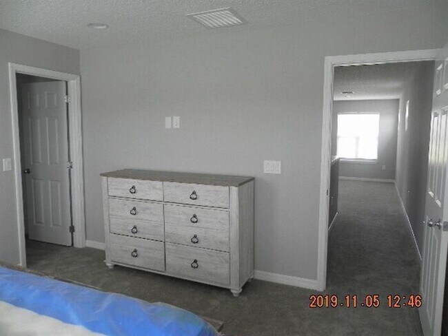 Building Photo - FURNISHED HOME IN THE GATED COMMUNITY OF T...