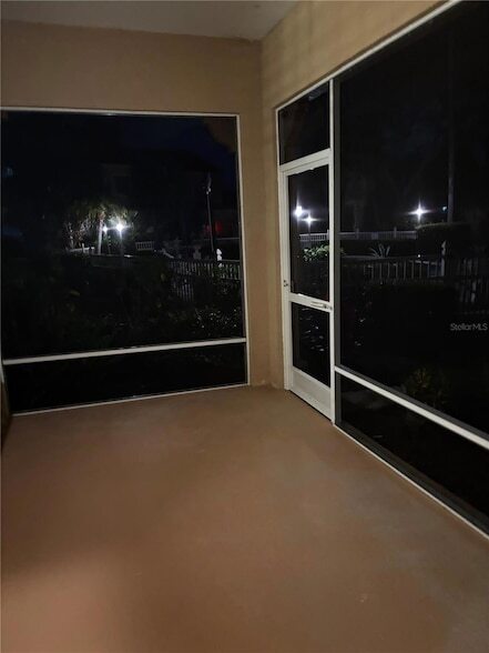 Building Photo - 3971 Square E Ln