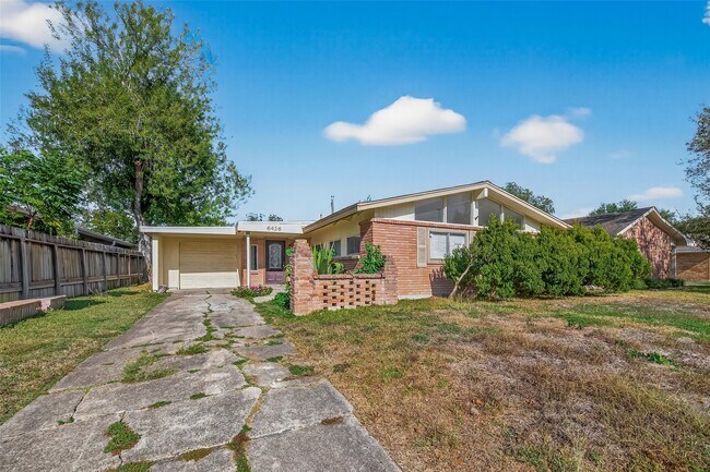 Primary Photo - 6426 Mobud Dr