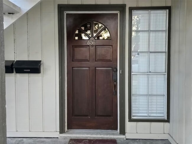 Building Photo - 856 Wax Myrtle Ln