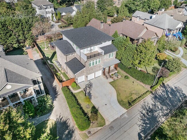 Building Photo - 1094 Wimberly Rd NE
