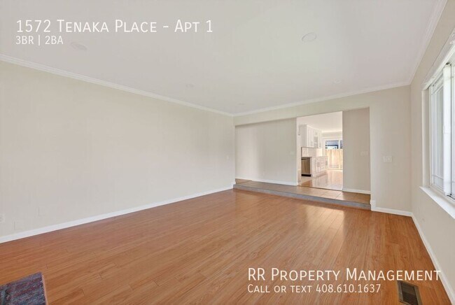 Building Photo - 1572 Tenaka Pl