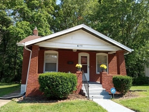 Building Photo - 4300 Ravenwood Ave