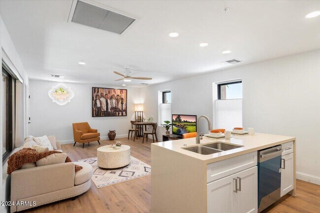 Building Photo - 16844 AVENUE OF THE FOUNTAIN - Ave