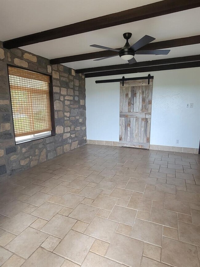Building Photo - 24369 Bingham Creek Rd