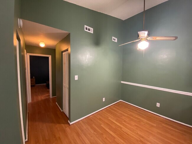 Building Photo - 610 Zephyr Ct