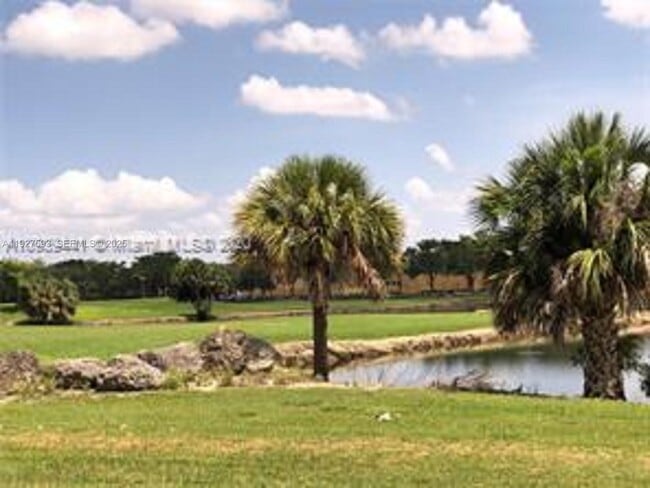 Building Photo - 6231 SW 138th Ct