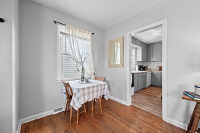 Building Photo - 3 Bedroom Home in Lynchburg