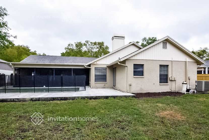 Building Photo - 1406 Clarion Dr