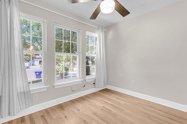 Building Photo - 1574 Ocean Neighbors Blvd