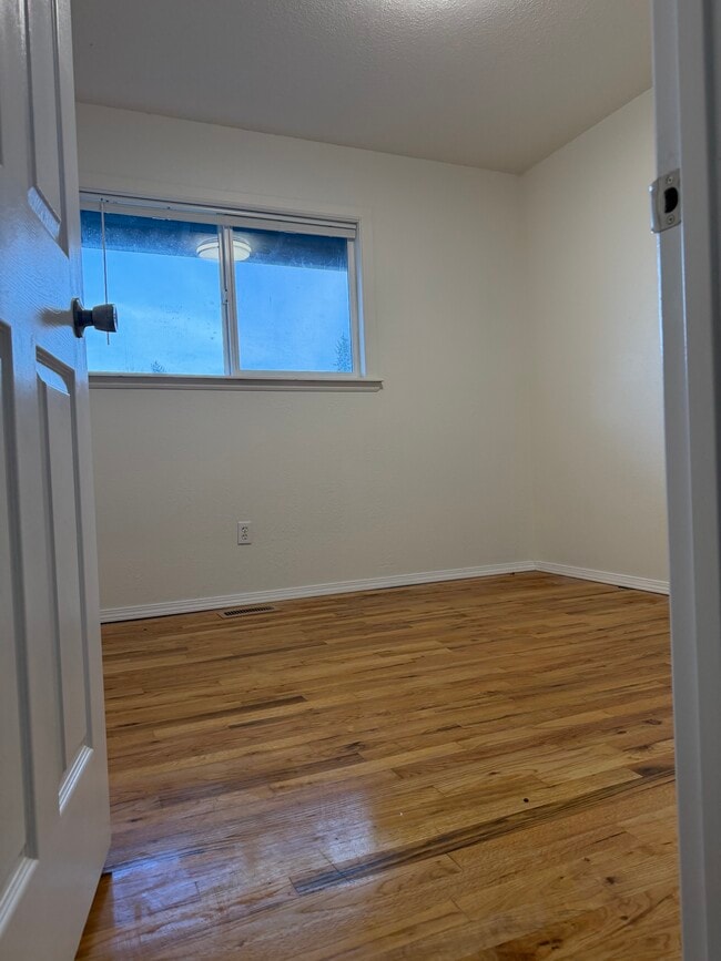 Building Photo - 8705 SW Seminole Trail