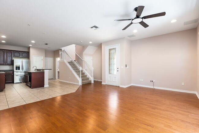 Building Photo - Lake Nona Preserve 3 bdrm townhome ready f...