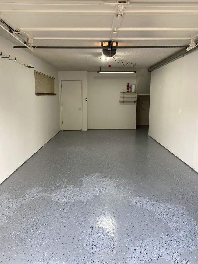 Building Photo - Beautiful Two BR Condo Across From Gateway...