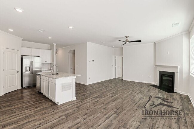 Building Photo - 835 Baker View Ln