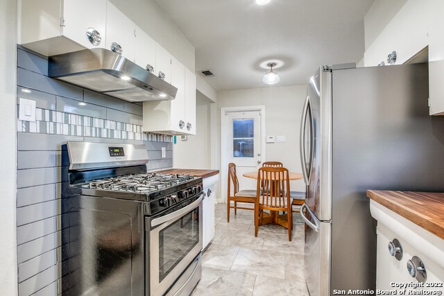 Building Photo - 411 Dresden Dr