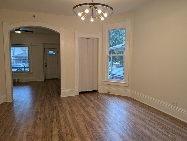 Building Photo - 1851 W 52nd St