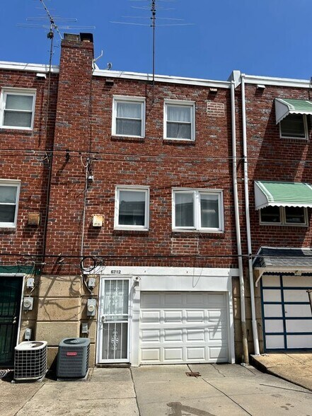 Building Photo - 6712 N Lawrence St