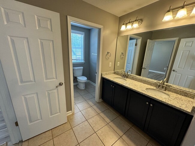 Building Photo - 3BR/2BA Home For Rent