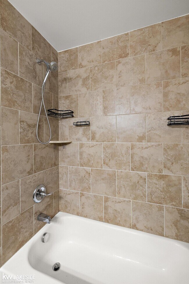 Building Photo - 46267 Terrace Dr