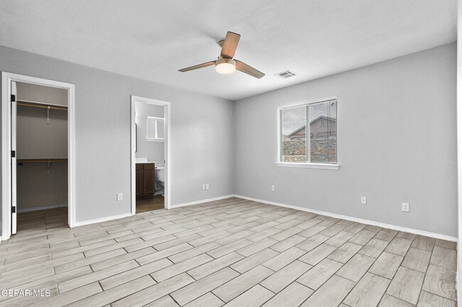Building Photo - 12732 Roberto Nunez Ln